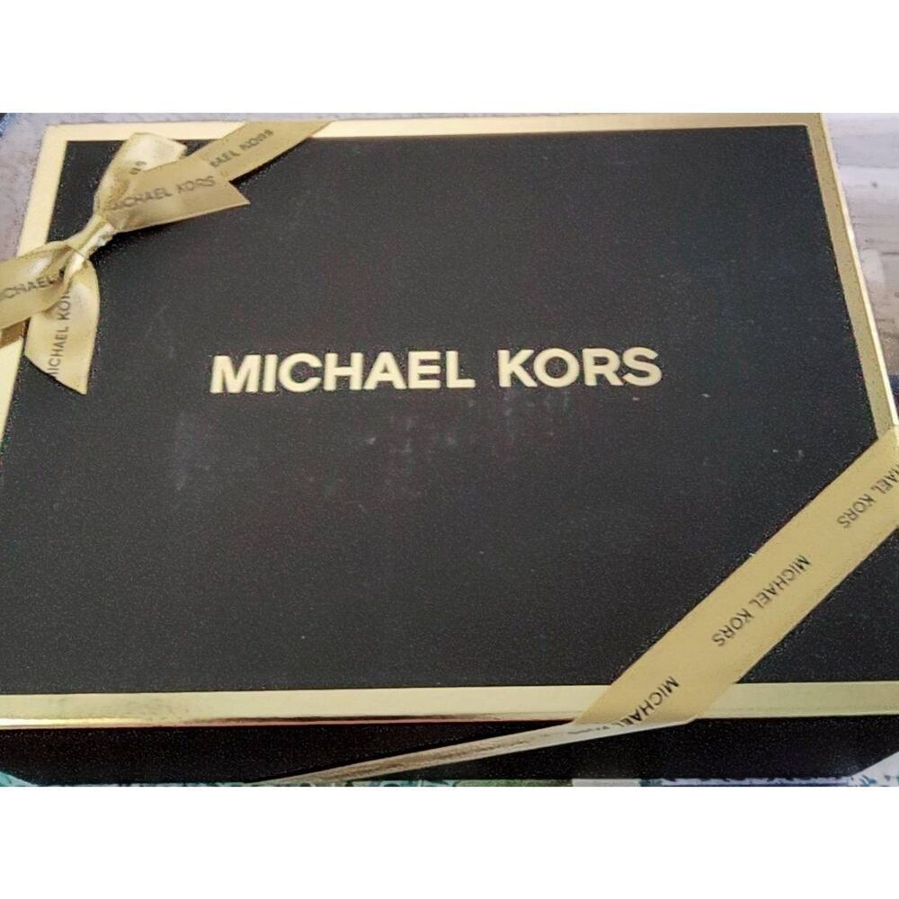 NWT~GIFTBOX~MICHAEL KORS Large Jet Set Red Clay Polka Dot Sig Logo Crossbody Bag - Picture 7 of 7